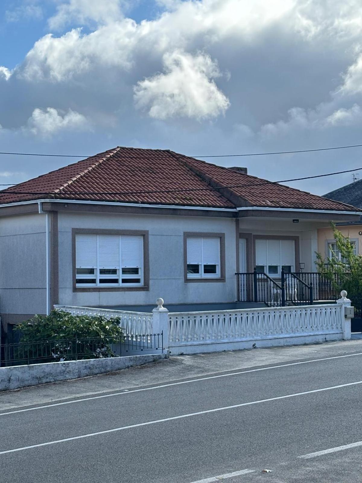 Casa De La Nina,Chalet Familiar Con Gran Terraza フィニステレ エクステリア 写真